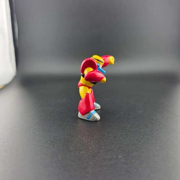 Bandai Guts Man Figure 2" - Good Condition - Picture 6 of 7